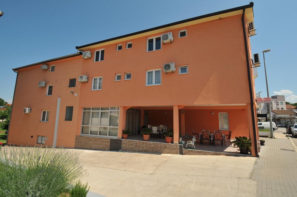 Pansion Bojic Hotel Medjugorje Ngoại thất bức ảnh