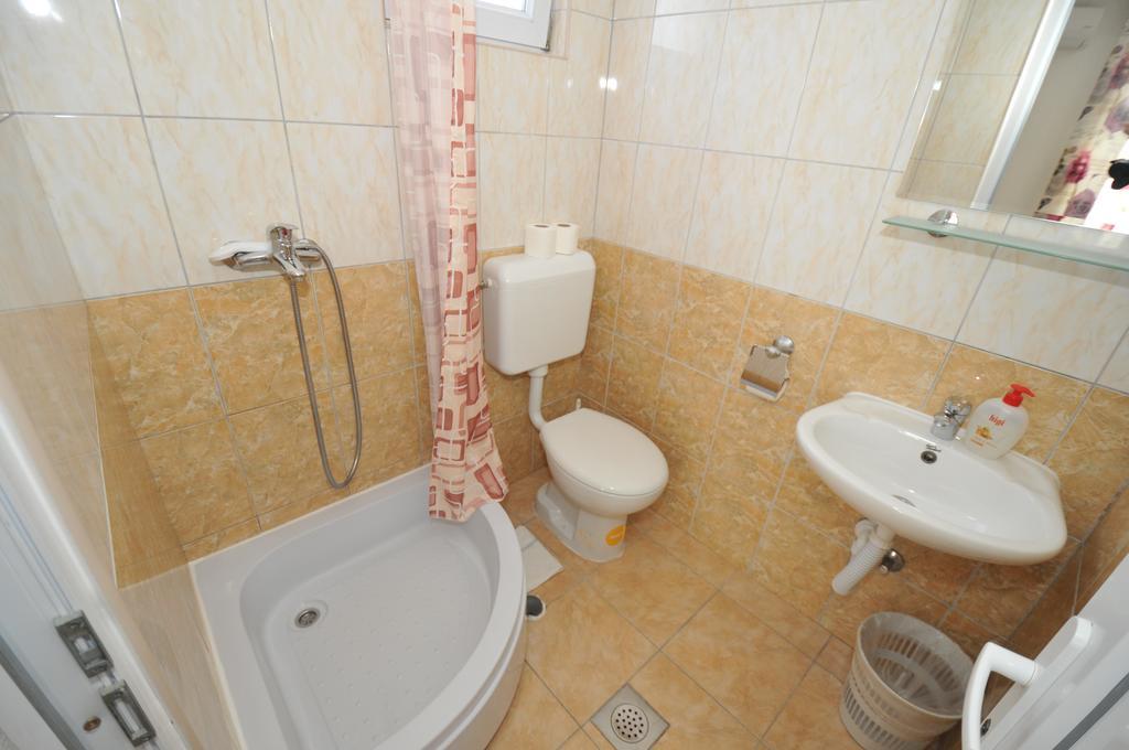 Pansion Bojic Hotel Medjugorje Ngoại thất bức ảnh