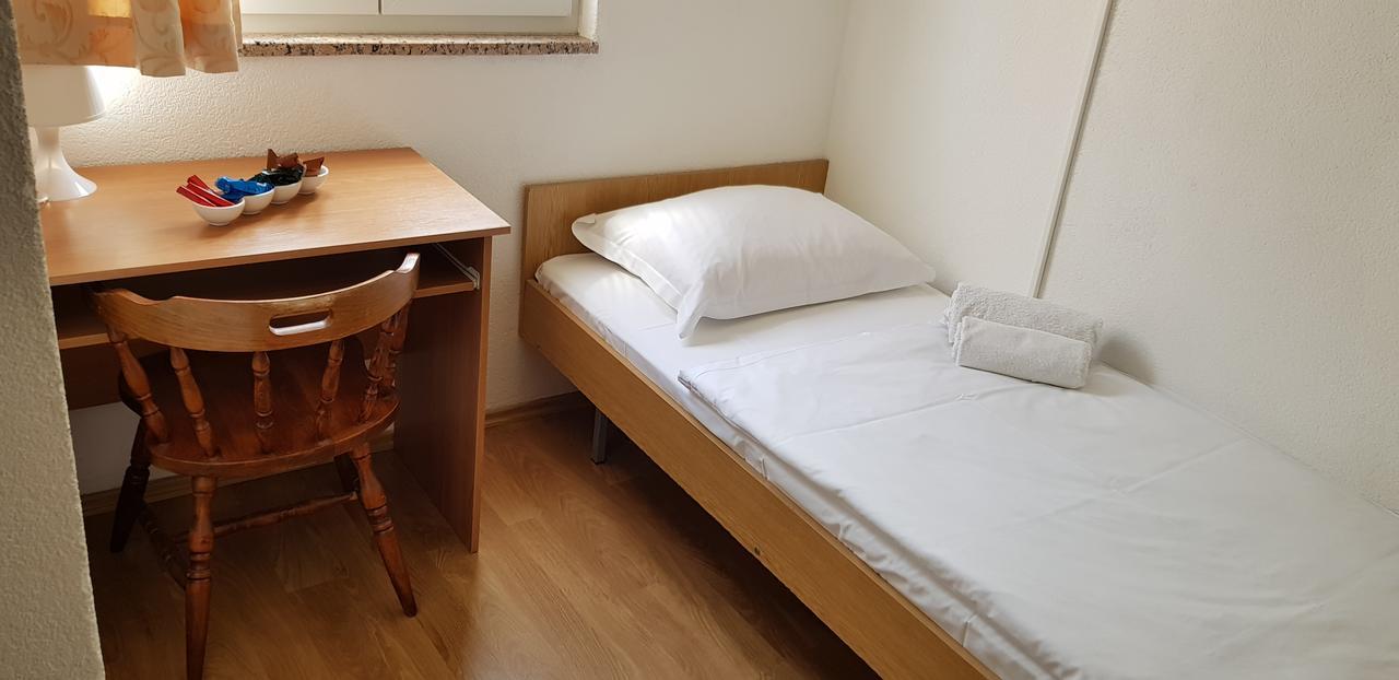 Pansion Bojic Hotel Medjugorje Ngoại thất bức ảnh