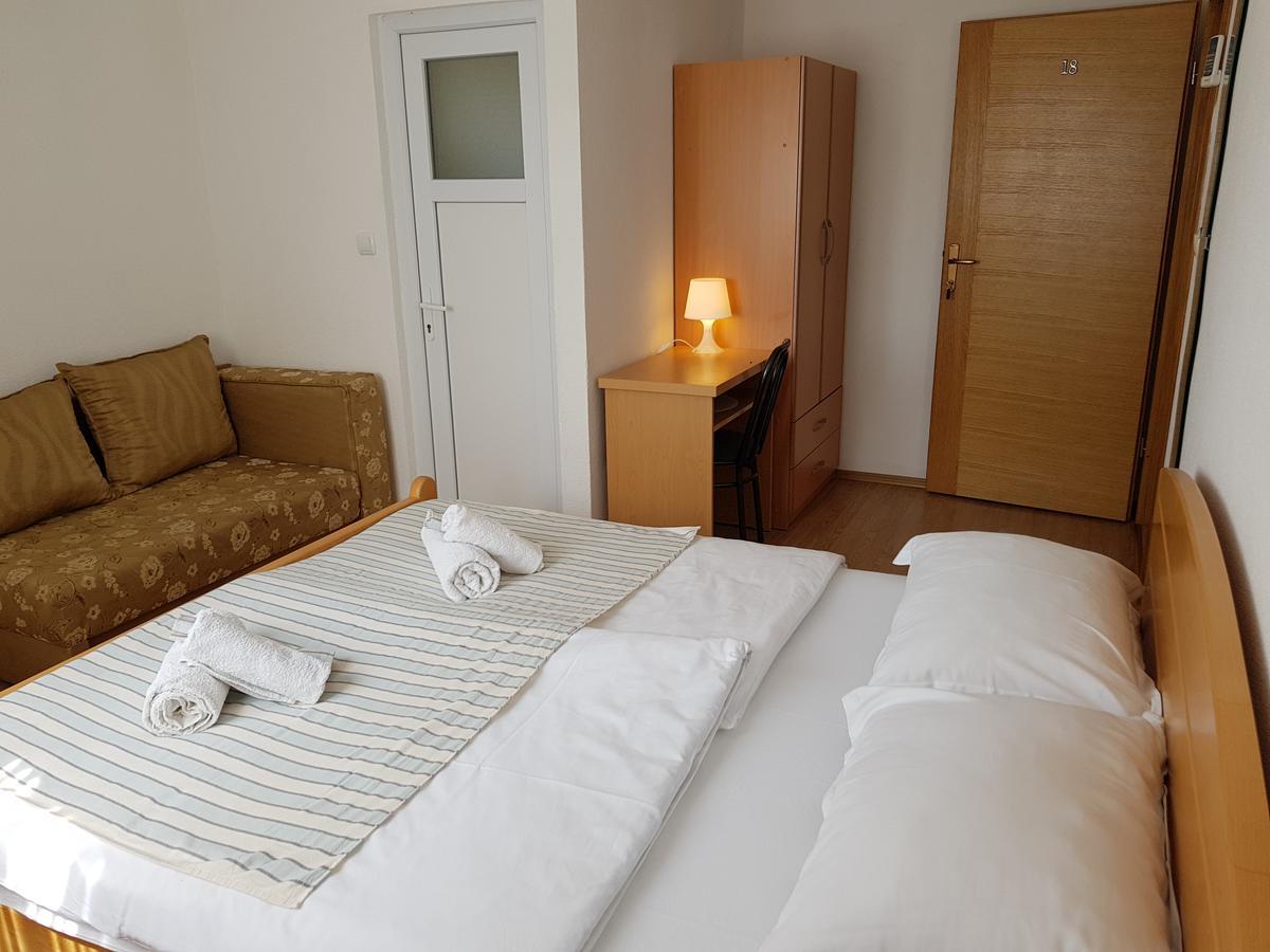 Pansion Bojic Hotel Medjugorje Ngoại thất bức ảnh